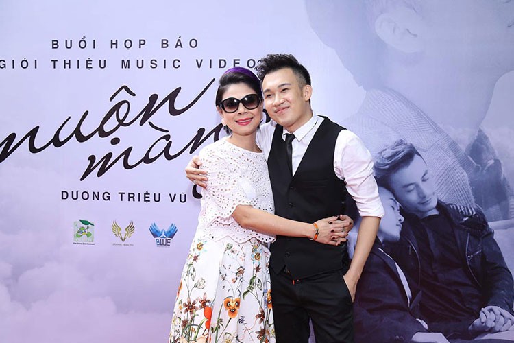 Mr Dam mung Duong Trieu Vu ra mat MV ve dong tinh-Hinh-8